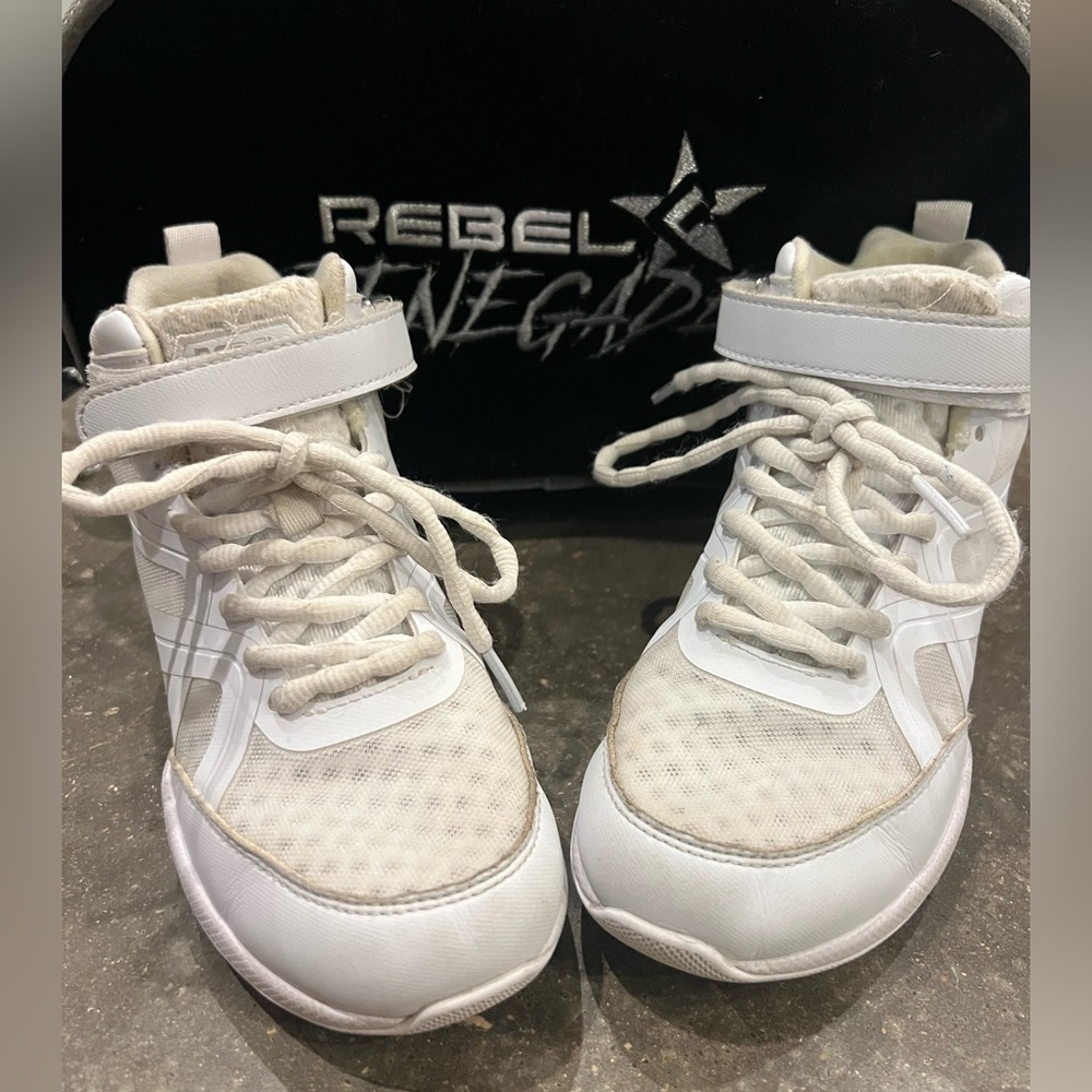 Rebel Athletic Girls Cheerleading White High-Top Sneakers Size Youth 2